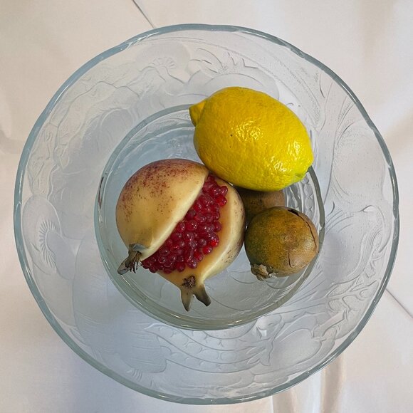 VINTAGE Salad Bowl Set in Frosted Pressed Glass Six (6) Pieces Exc. Condition - Picture 3 of 12
